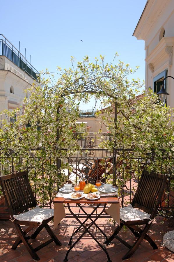Amalfi Old Square Room & Apartments Eksteriør bilde