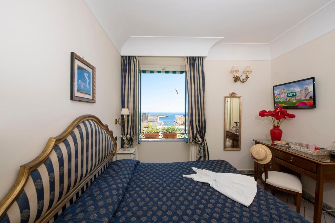 Amalfi Old Square Room & Apartments Eksteriør bilde
