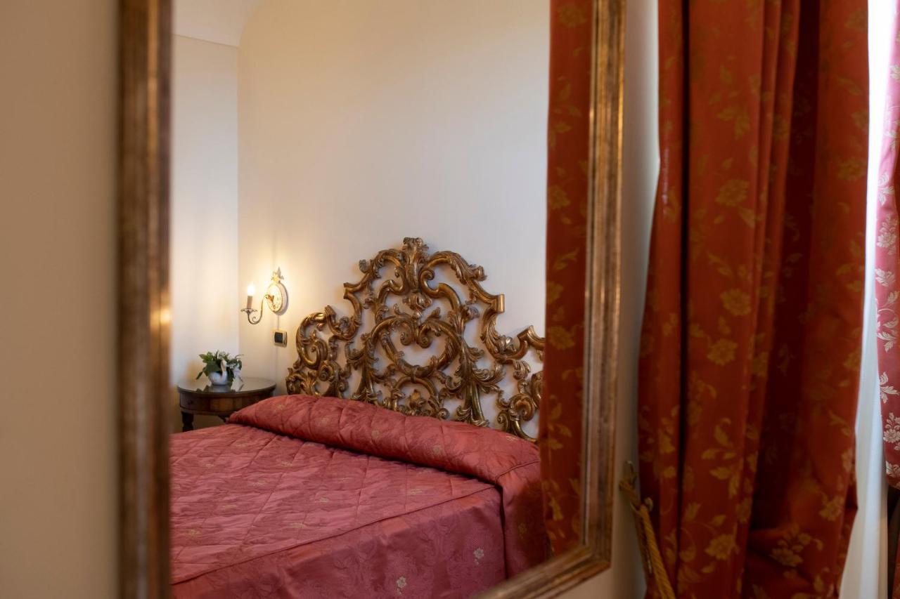 Amalfi Old Square Room & Apartments Eksteriør bilde